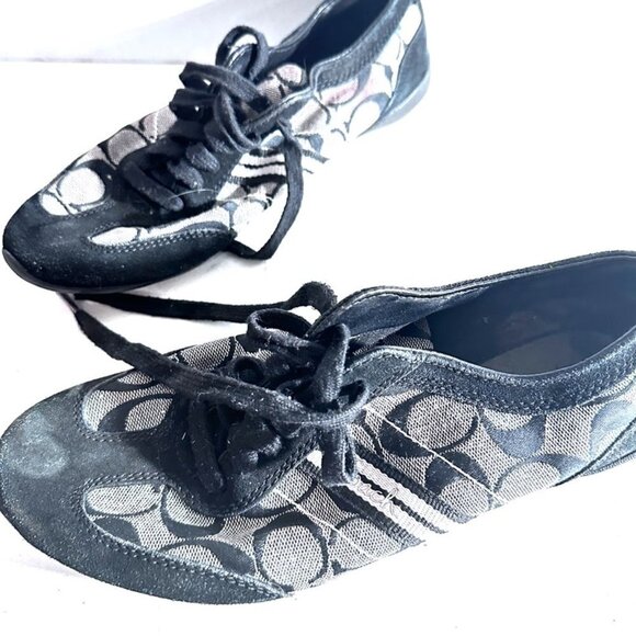 Coach Sneakers Size 8 EUC Logo Classic Monogram - Picture 1 of 8